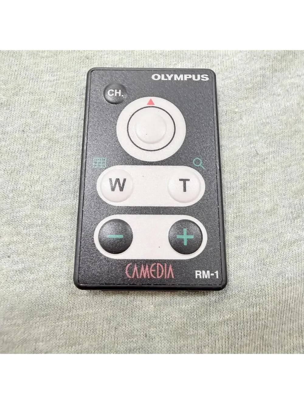 C-2500L Olympus Camedia Digital Camera With Carrying Case Bag And Accessories